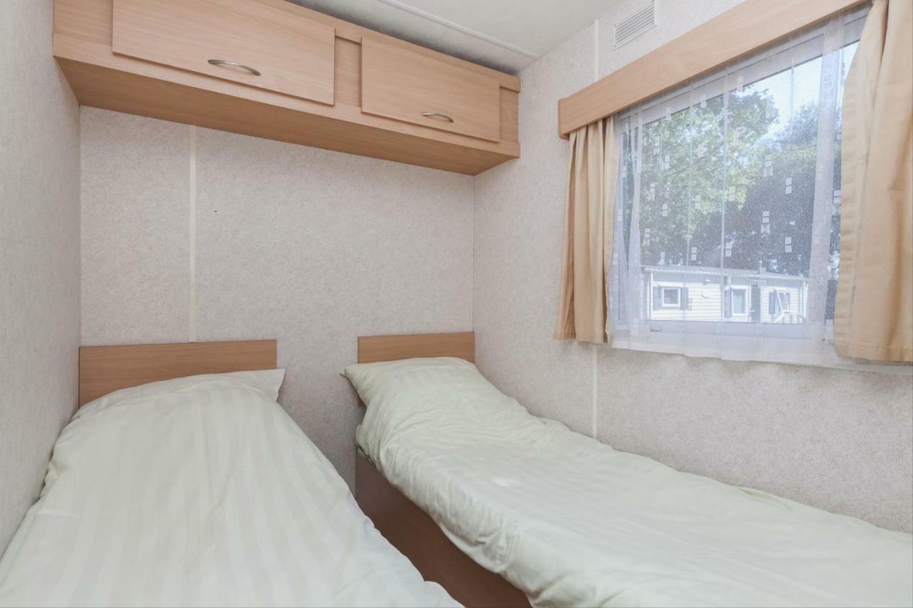 Db Berckterveld Mobile Home Baarlo  Bagian luar foto
